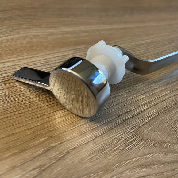 KOHLER VEIL Left-hand Polished Chrome trip lever - Picture 3 of 3